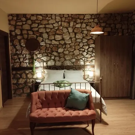 Βιοκλιματικο Ηλιοπετροσπιτο Στην Αρχαια Βοκερια Peraia (Pella)