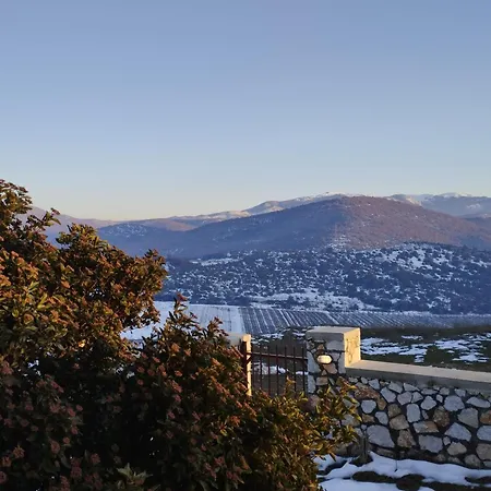 Ваканционна къща βιοκλιματικο ηλιοπετροσπιτο στην λιμνη βοκερια