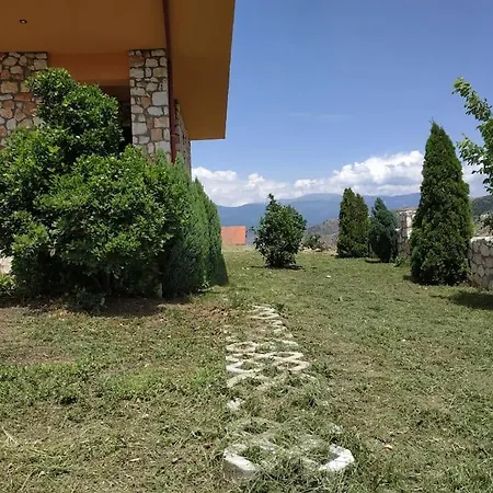 Vakantiehuis βιοκλιματικο ηλιοπετροσπιτο στην λιμνη βοκερια