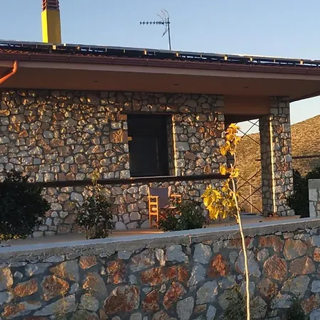 βιοκλιματικο ηλιοπετροσπιτο στην λιμνη βοκερια *
