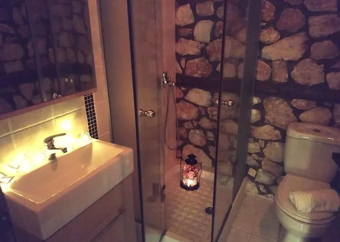 Βιοκλιματικο Ηλιοπετροσπιτο Στην Αρχαια Βοκερια *