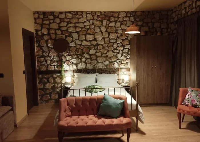 Βιοκλιματικο Ηλιοπετροσπιτο Στην Αρχαια Βοκερια Peraia (Pella)