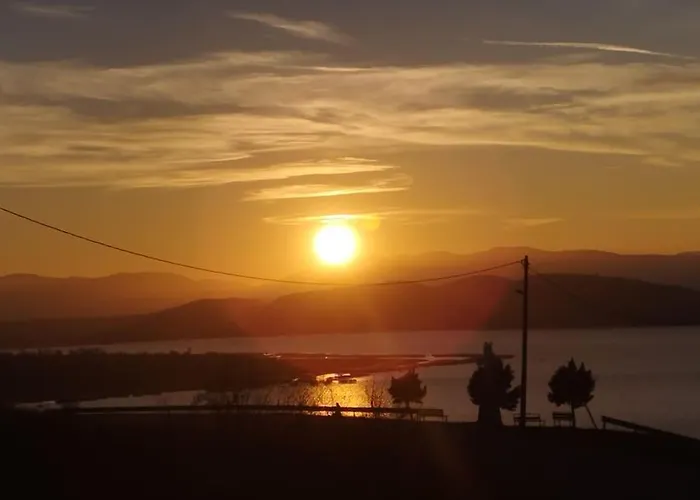 Βιοκλιματικο Ηλιοπετροσπιτο Στην Αρχαια Βοκερια Peraia (Pella)