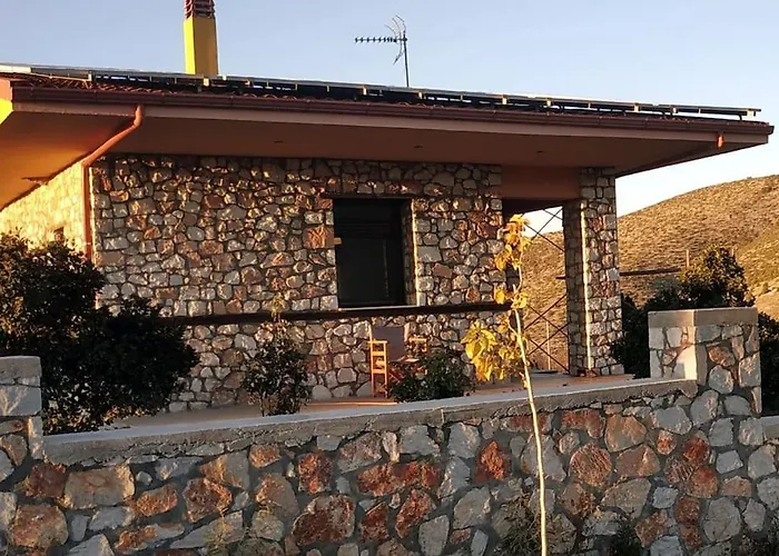 βιοκλιματικο ηλιοπετροσπιτο στην αρχαια βοκερια Peraia (Pella)